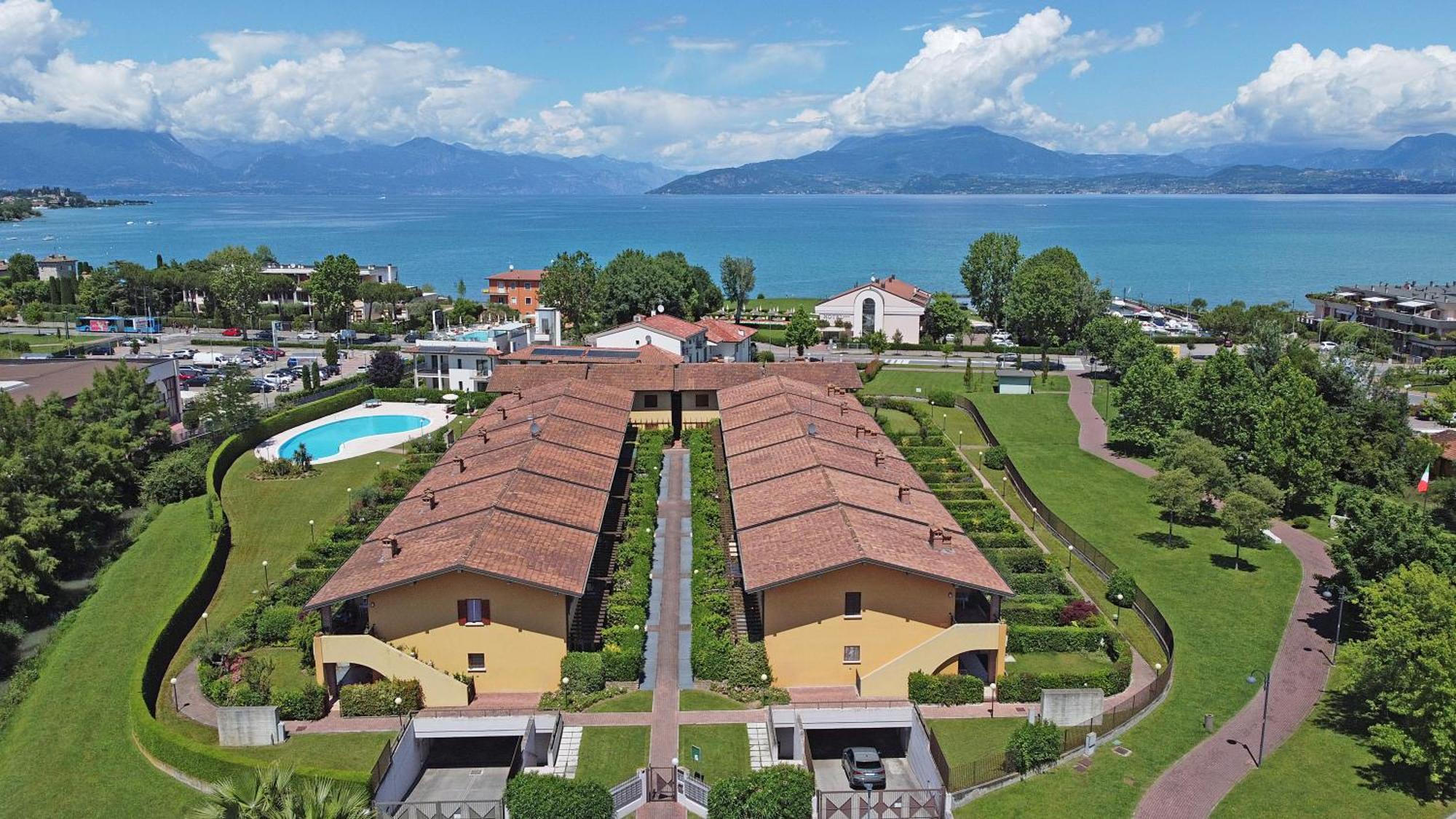Il Canaletto A1 by Wonderful Italy Sirmione Esterno foto