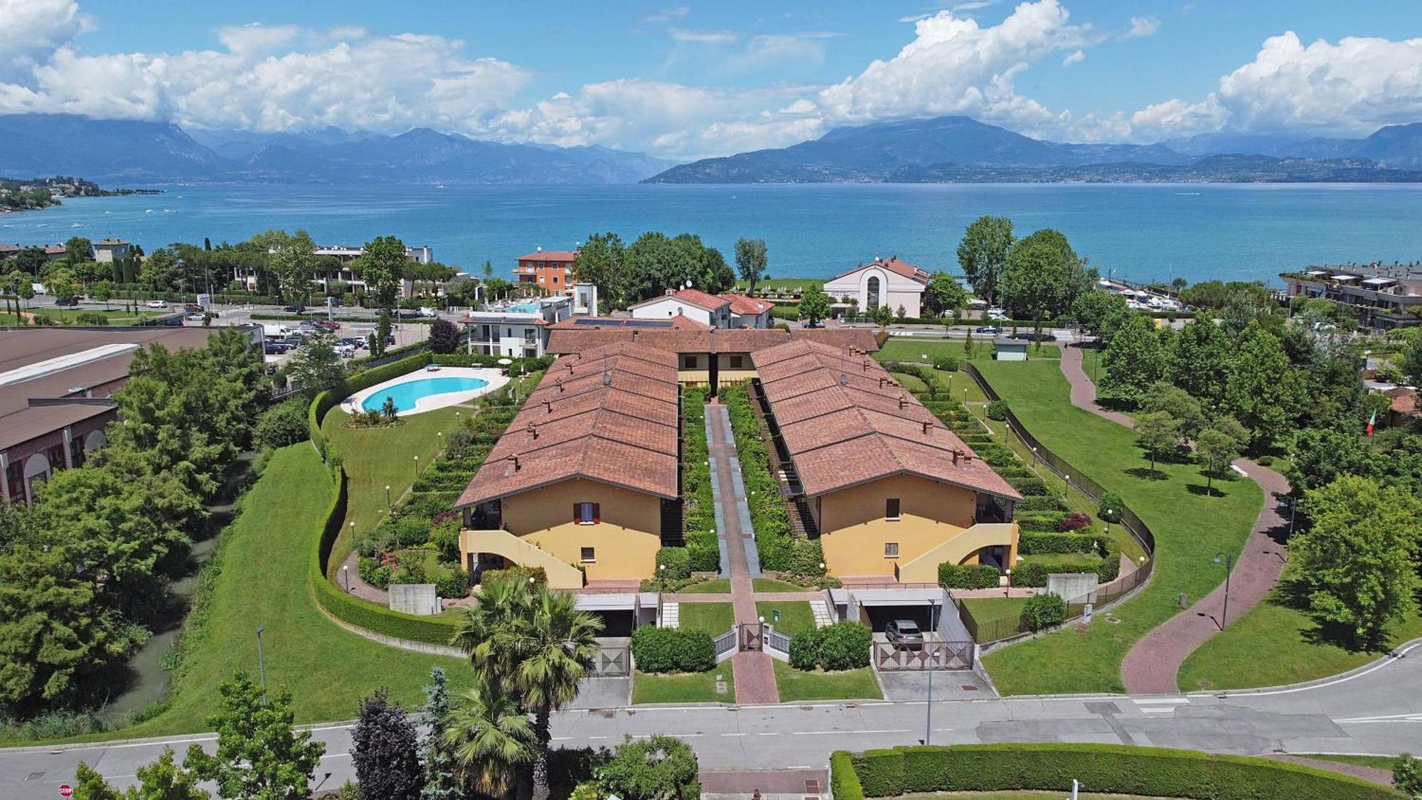 Il Canaletto A1 by Wonderful Italy Sirmione Esterno foto